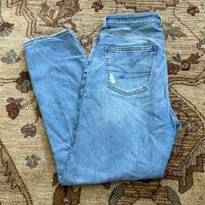 American Eagle Outfitters Light Blue Mom Jeans